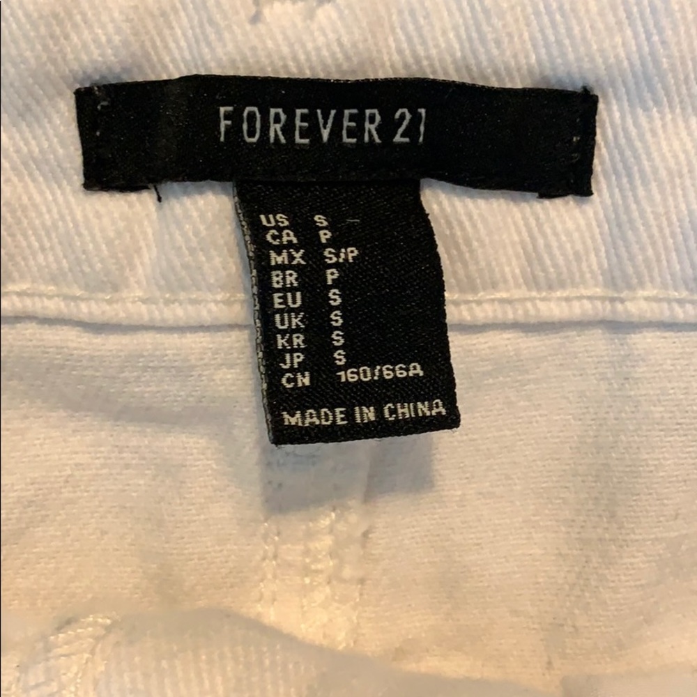 L Forever 21 denim skirt - Picture 4 of 8